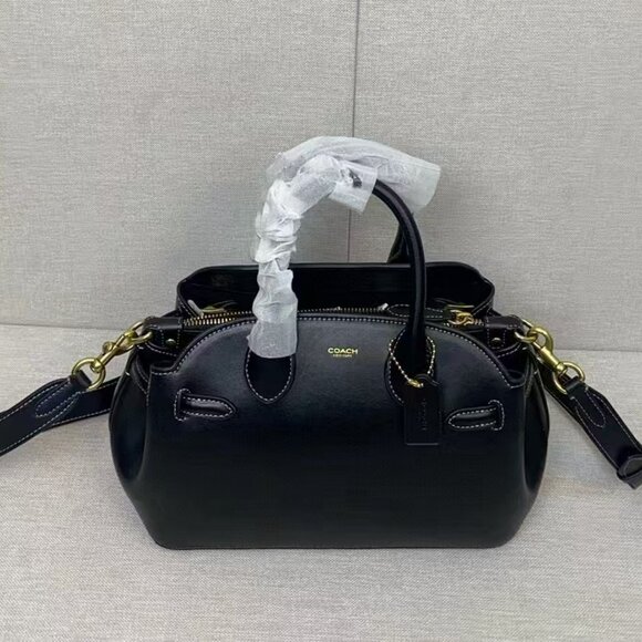 Coach Black Leather Satchel Handbag with Detachable Crossbody Strap - Picture 3 of 9